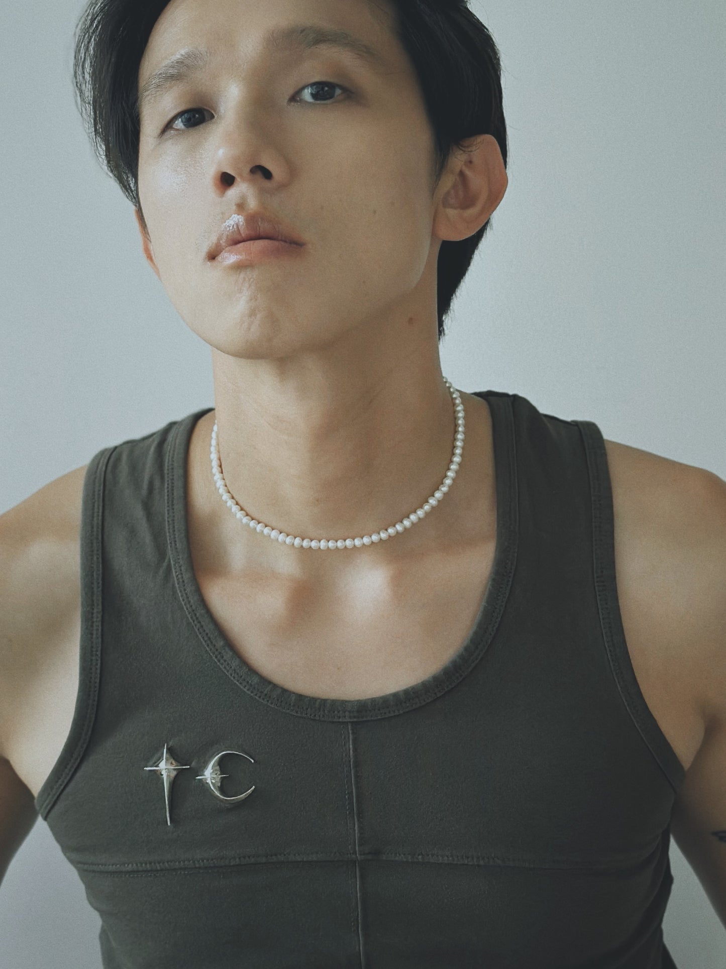 Small Tide Choker Necklace