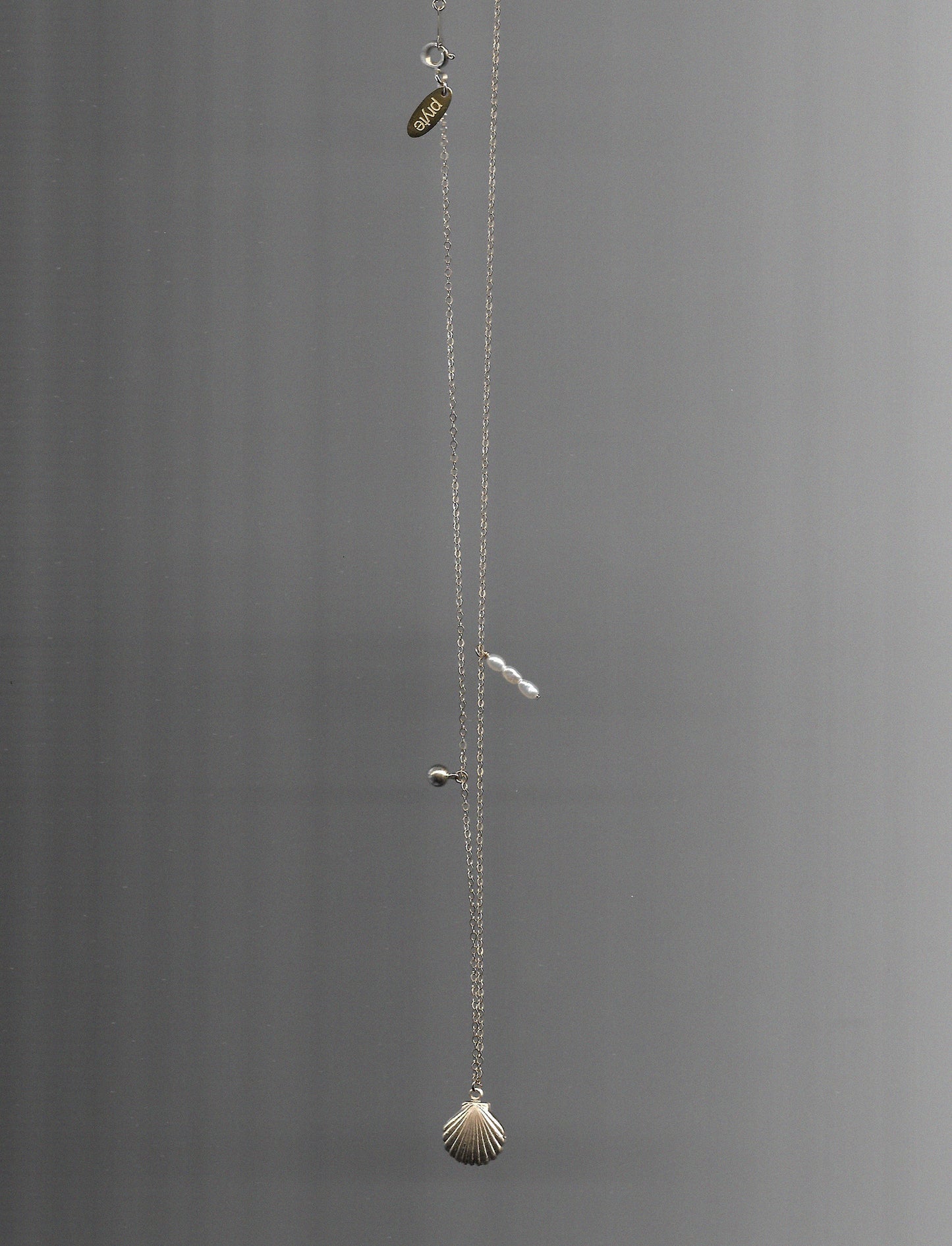 Gold Shell Anchor Necklace