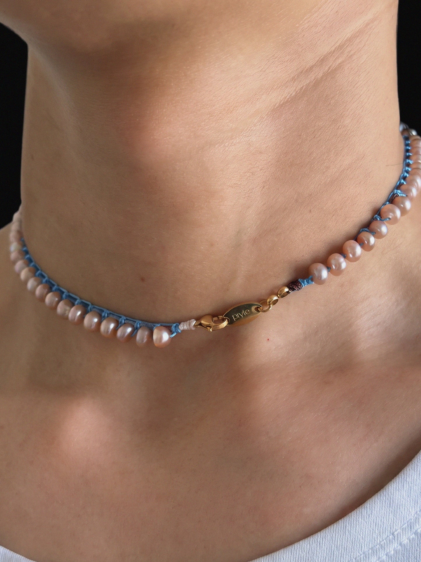 Dance Coral Knot Necklace