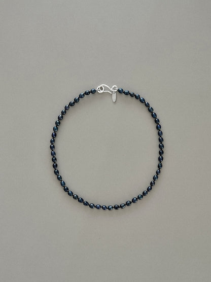Oval Abyss Necklace