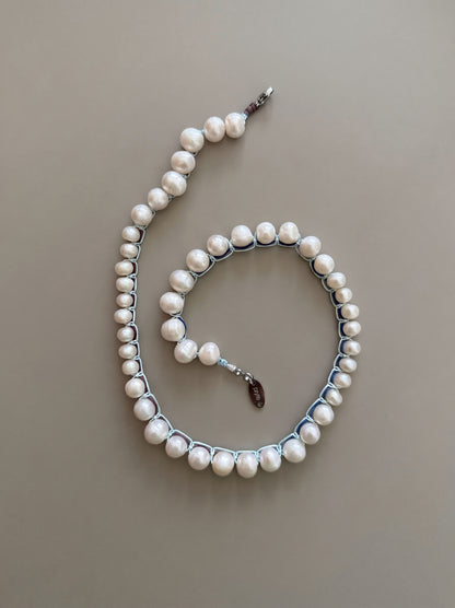 Swell Tide Knot Necklace