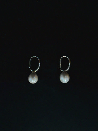 Medium Pearl Drop Earrings